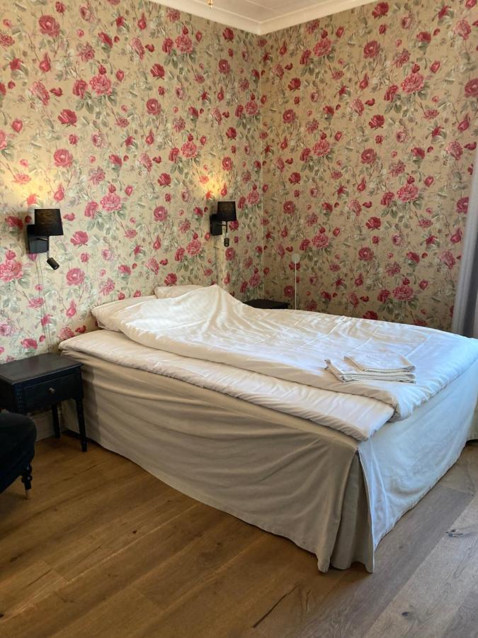 Hotell Stensborg 셸레프테오 외부 사진