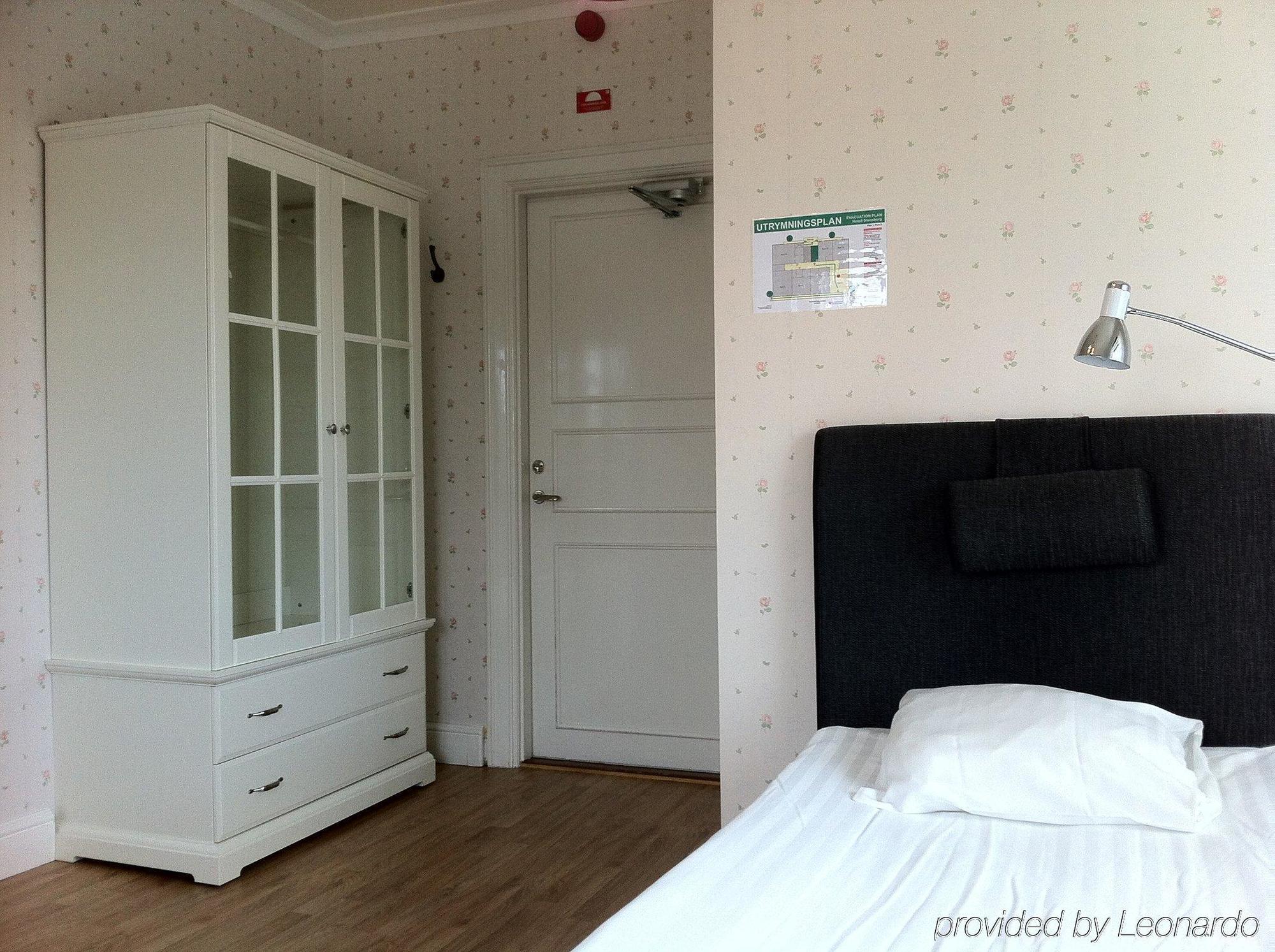 Hotell Stensborg 셸레프테오 외부 사진